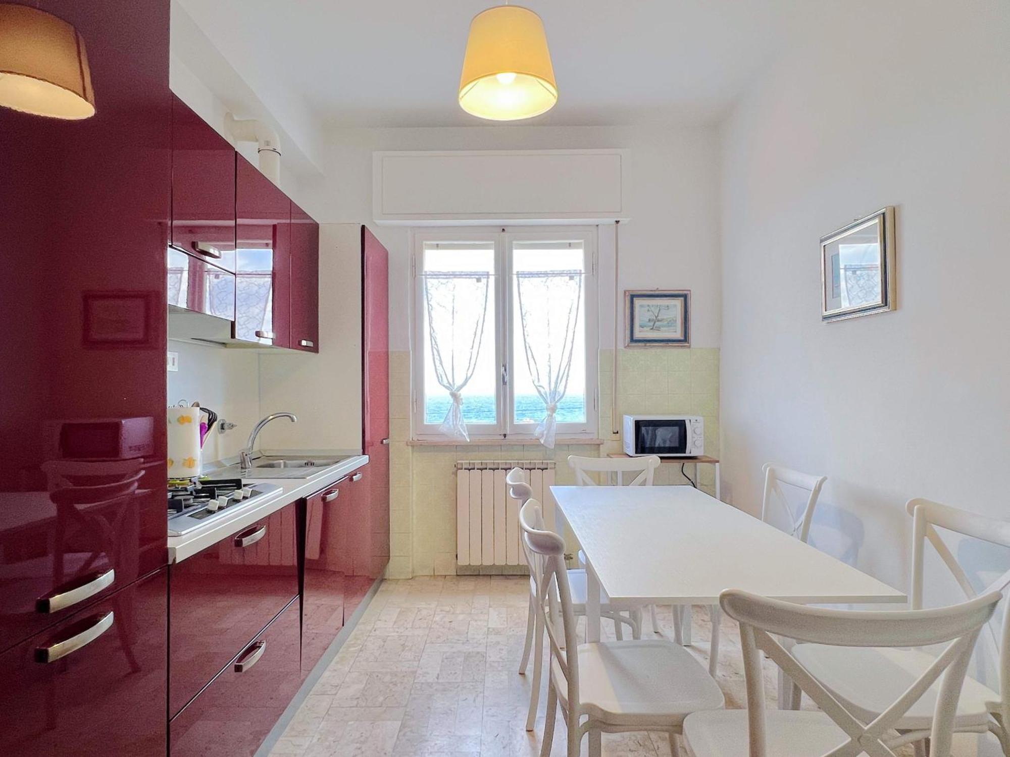 Ampio Appartamento Con Vista วาราซเซ ภายนอก รูปภาพ