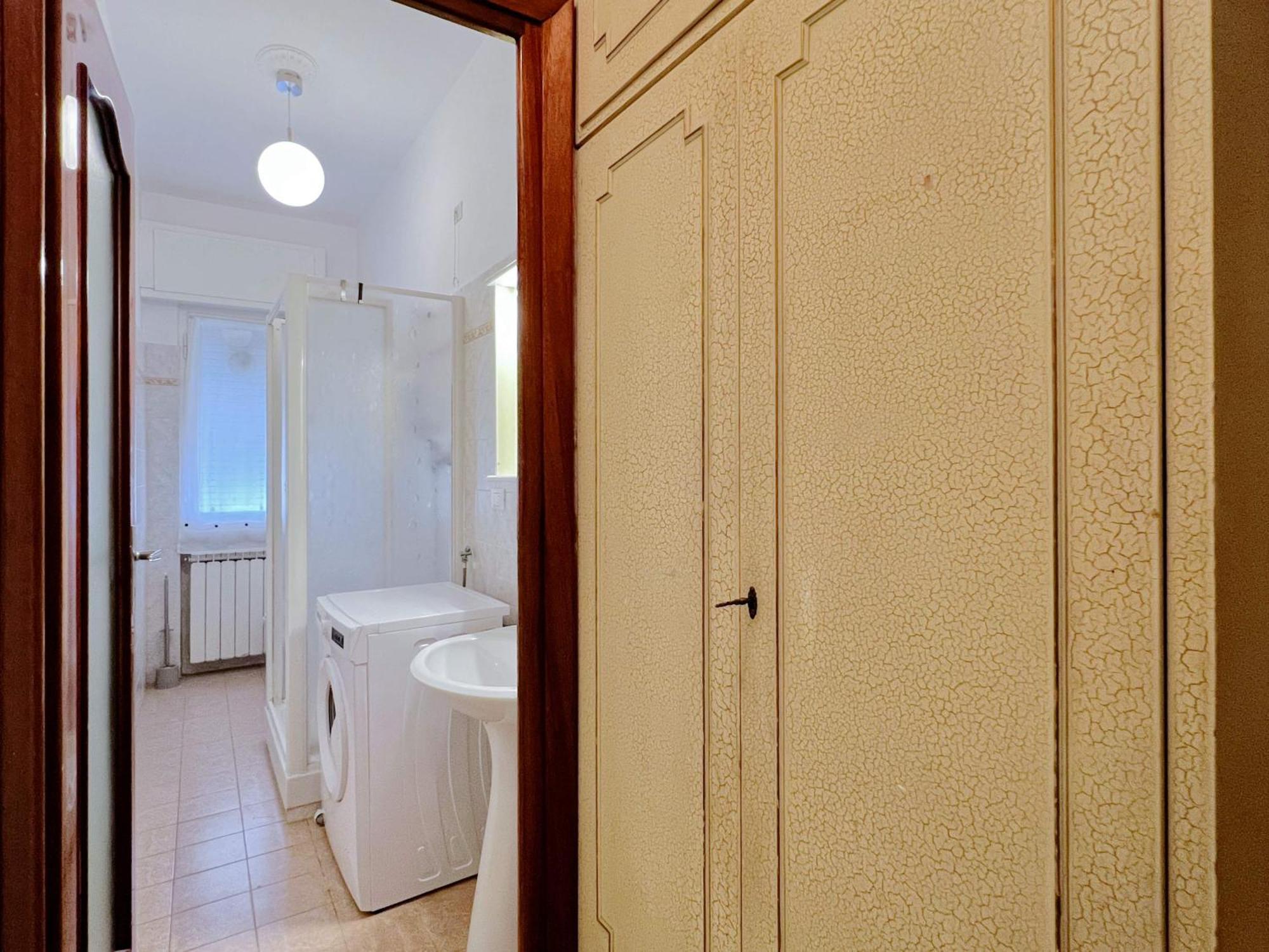 Ampio Appartamento Con Vista วาราซเซ ภายนอก รูปภาพ